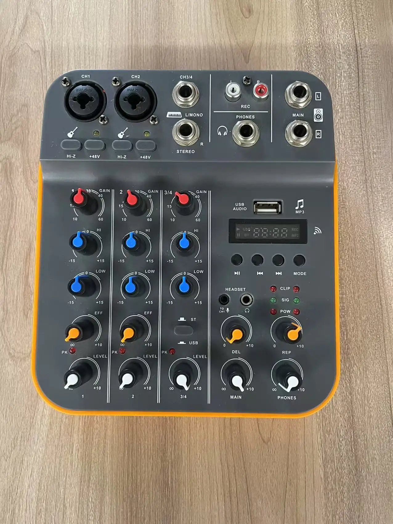 

FSWIRI Audio Interface Mixer with Bluetooth USB Recording Computer 48V Phantom Power Delay Replay Effects, 4-Channel Audio Mixer