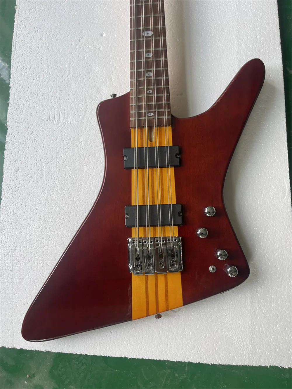 8-Strings Electric Bass Guitar with Chrome Hardware,Rosewood Fretboard,Neck Through Body,offer customized