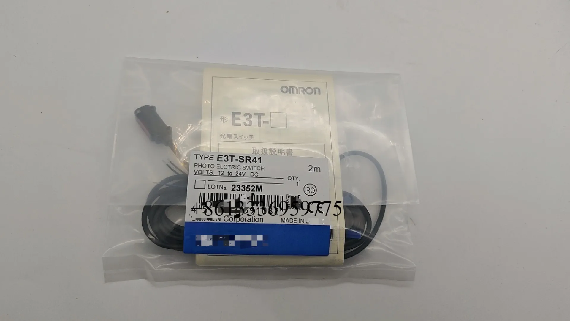 

Proximity switch Real shooting E3T-SR41 One year warranty