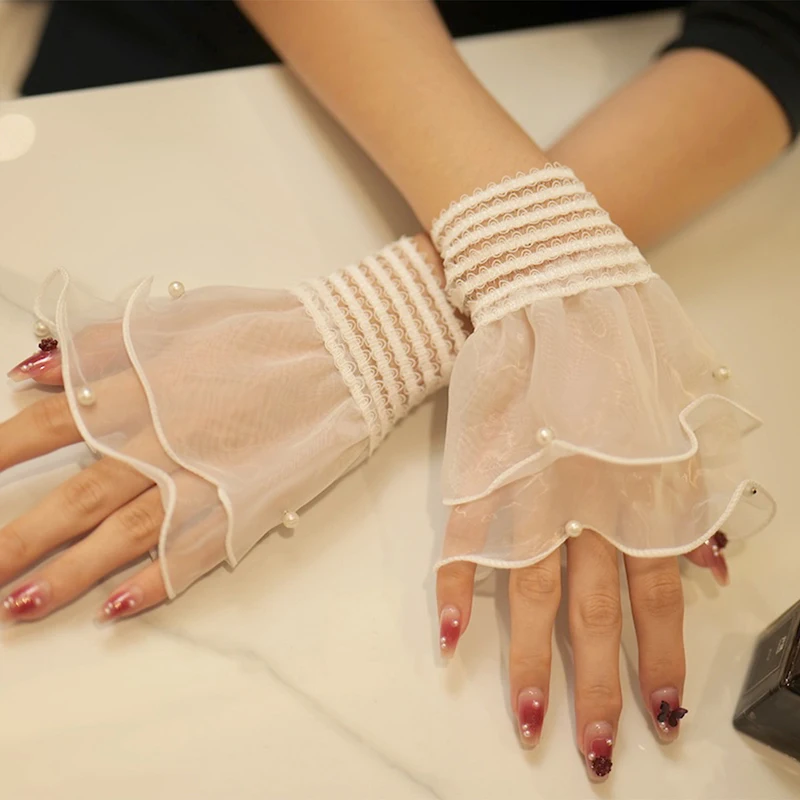 1Pair Pearl Lace Sleeves High Quality Fluffy Lolita Wrist Cuffs Nail Art Fake Pleated Cuff Manicure Props