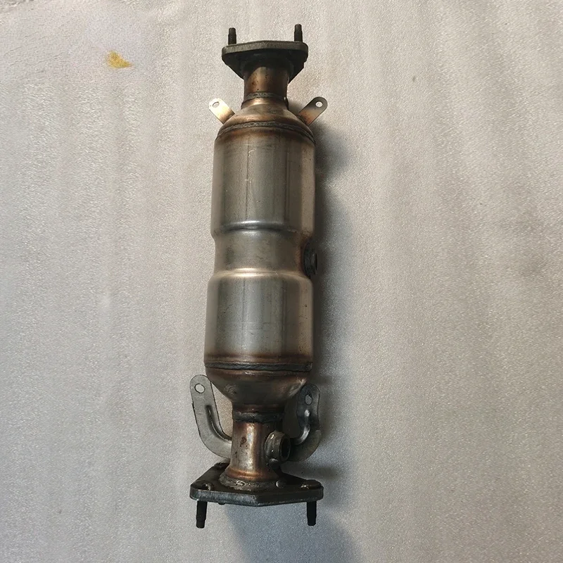 Fits Honda Accord VII 2.0 Catalytic Converter For Car Engine Part