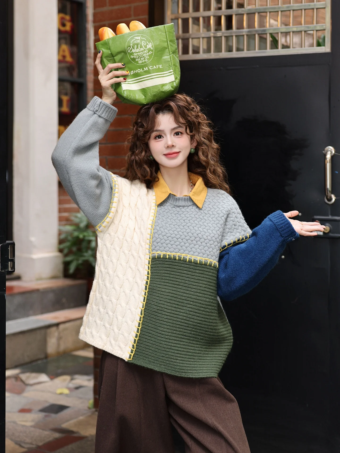 

Свободный вязаный свитер с цветовыми блоками, женский, модный дизайн, круглый вырез, пуловер, утепленный, зимний, из смесового полиэстера