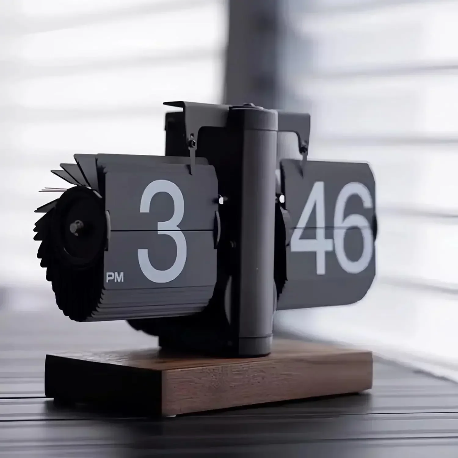 Reloj de fusión mecánico con pilas, reloj de escritorio con tapa, reloj Retro Digital con tubo giratorio automático, reloj de fusión para