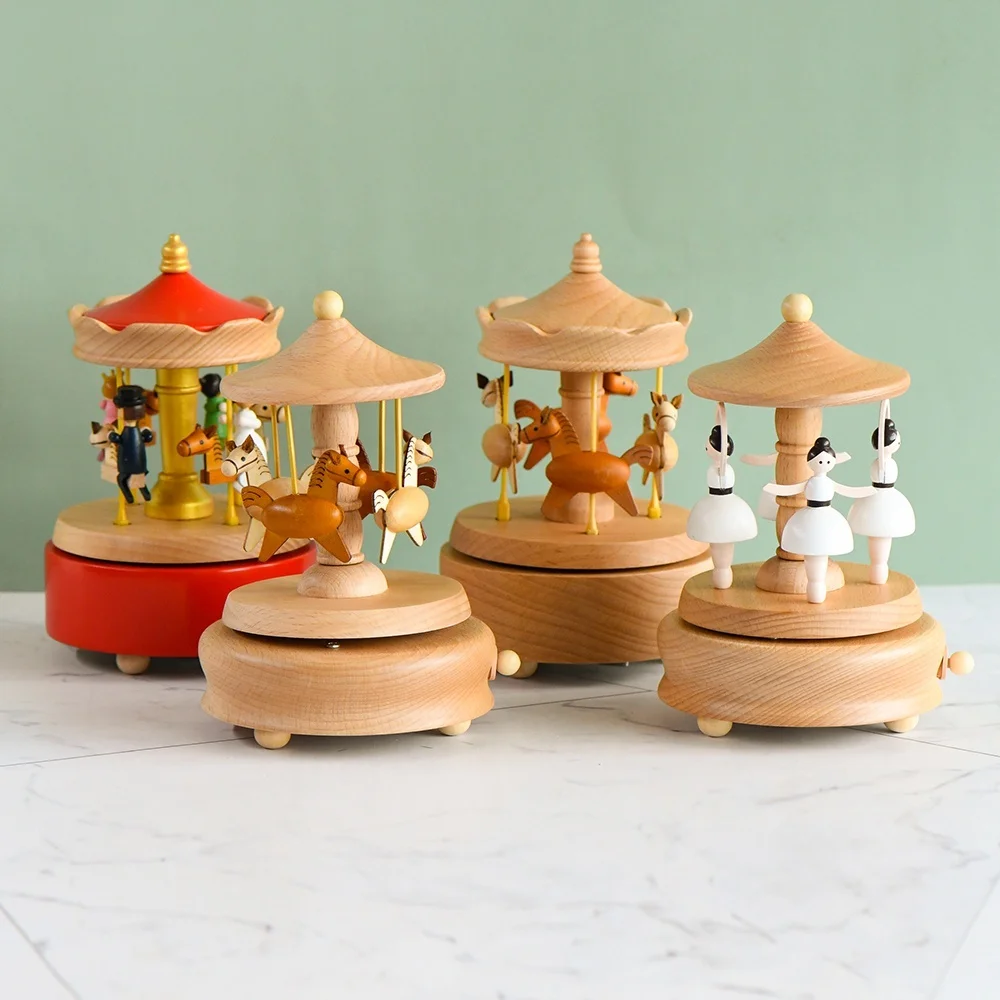 

Hot Selling Birthday Cake Lovely Wooden Carousel Music Boxes For Souvenir