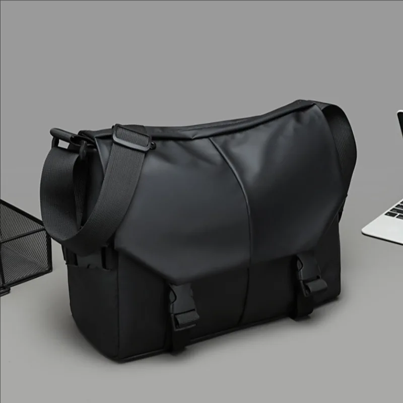 New Men's Casual Crossbody Bag Large Capacity  Storage Lightweight Oxford Shoulder Bag Fashionable Daily Travel Messenger Bag image 3