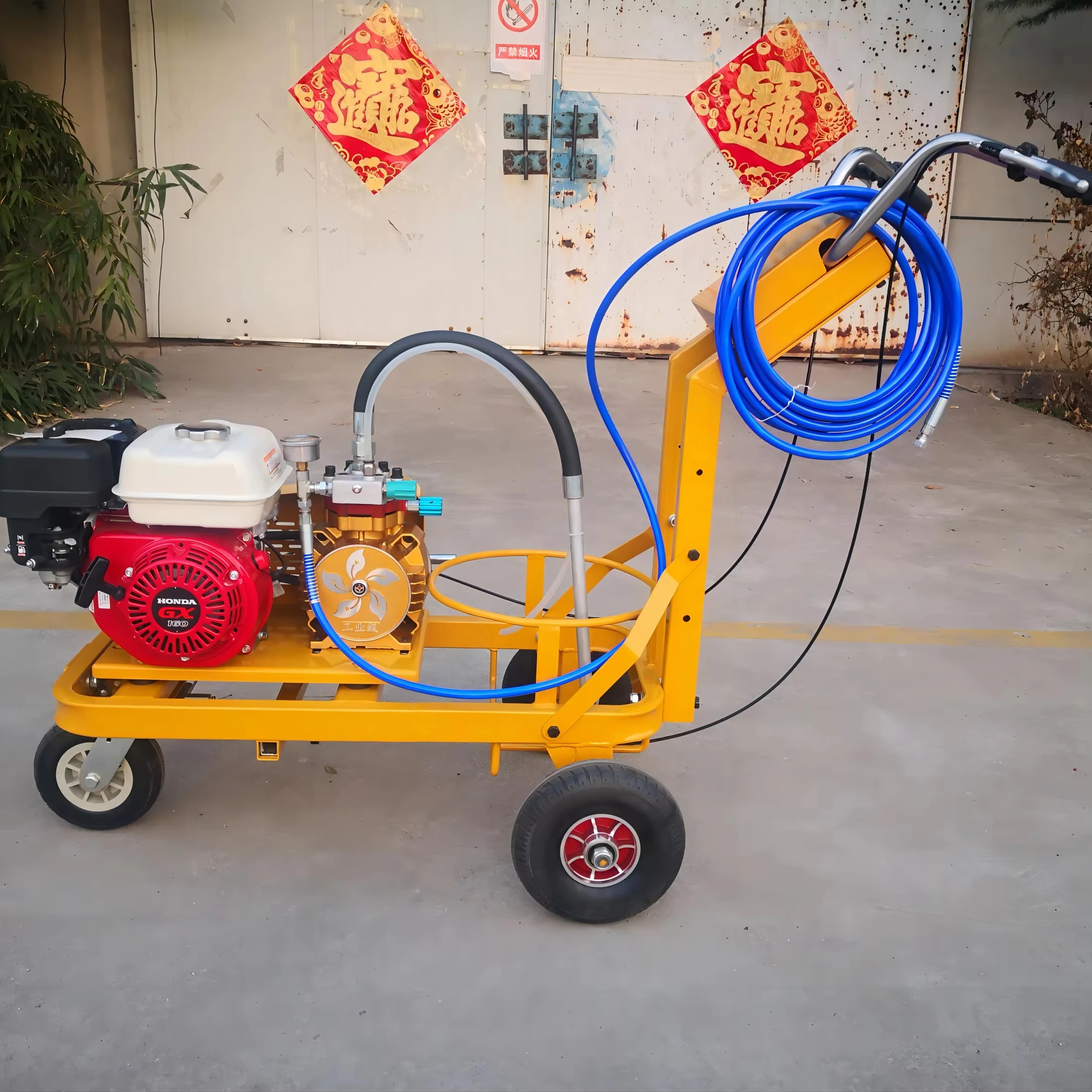 

Engine Mini Pavement Construction Hand-push Cold Road Marking Paint Machine 25L Paint Tank Imported Stainless Steel