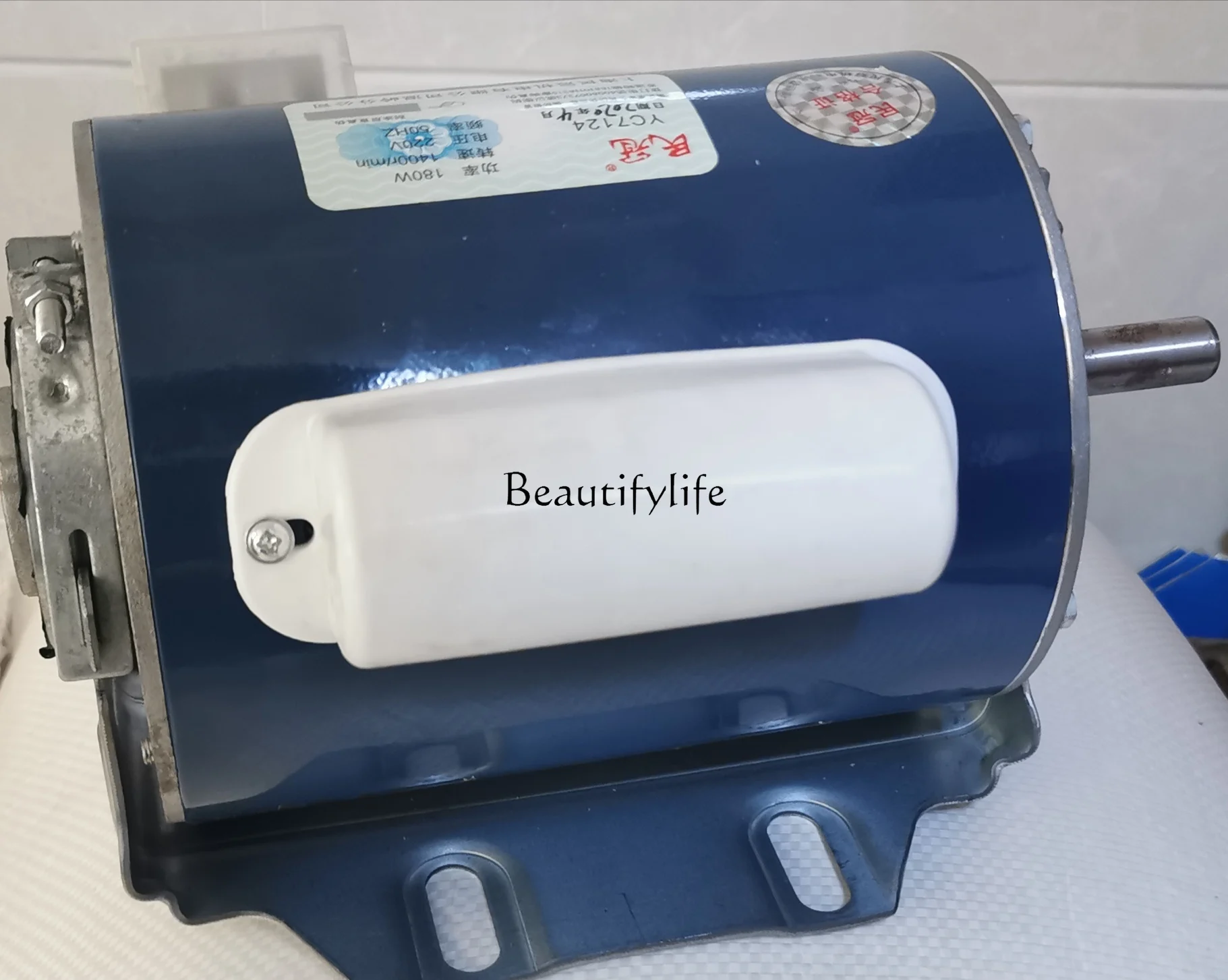 *محرك سيارة هزاز، سيارة تعمل بقطع النقود المعدنية YC7124 يبدأ محركًا متأرجحًا ممتصًا للصدمات