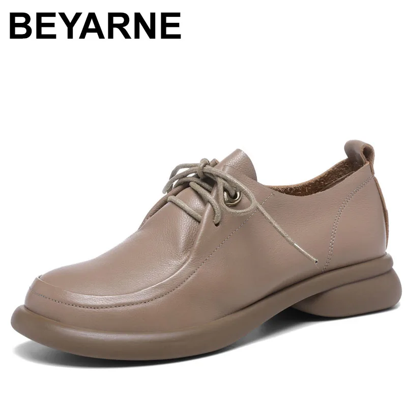 2025 نساء جلد طبيعي أوكسفورد أحذية فستان مصنوع يدويا كلاسيكي أزياء من الدانتل متابعة كتلة الجناح للسيدات الفتيات جديد