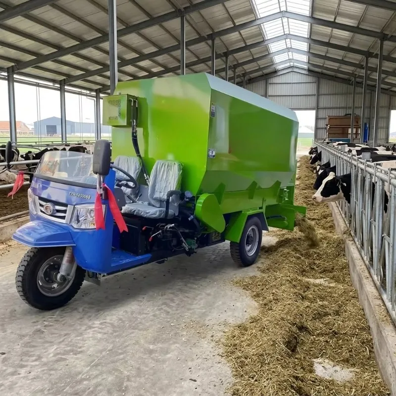 High Efficiency Electric Feed Spreader Durable Easy to Operate Silent Zero Emission Farm Livestock Cowshed Barn Customized