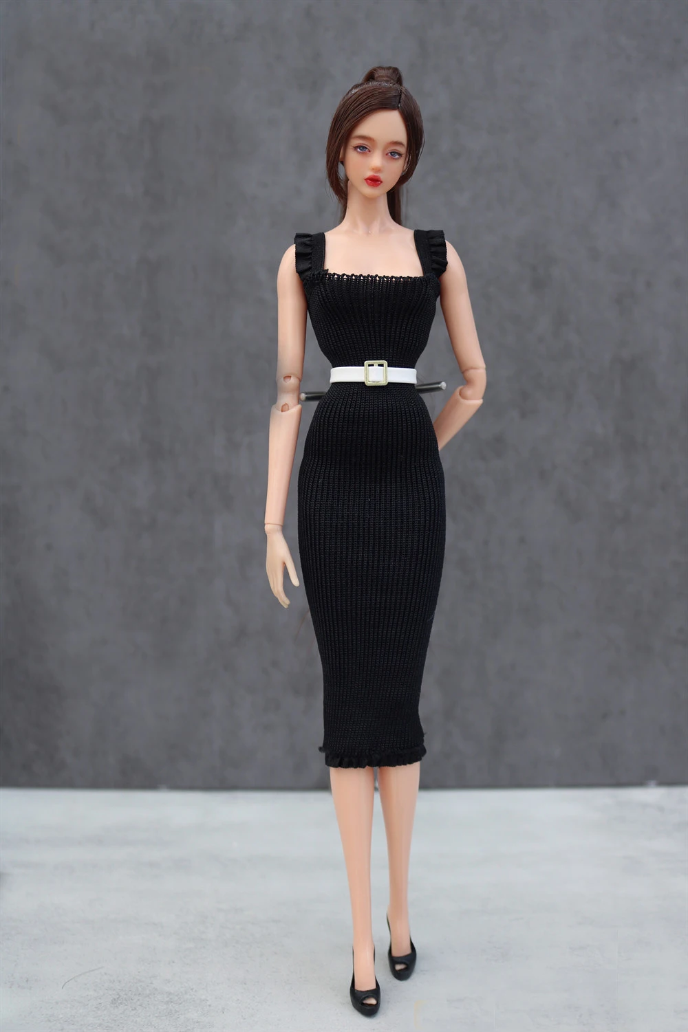 Black knitting Slim dress + belt / 100% handmade 30cm doll clothing summer wear outfit For 1/6 Xinyi FR ST Barbie Doll clothes