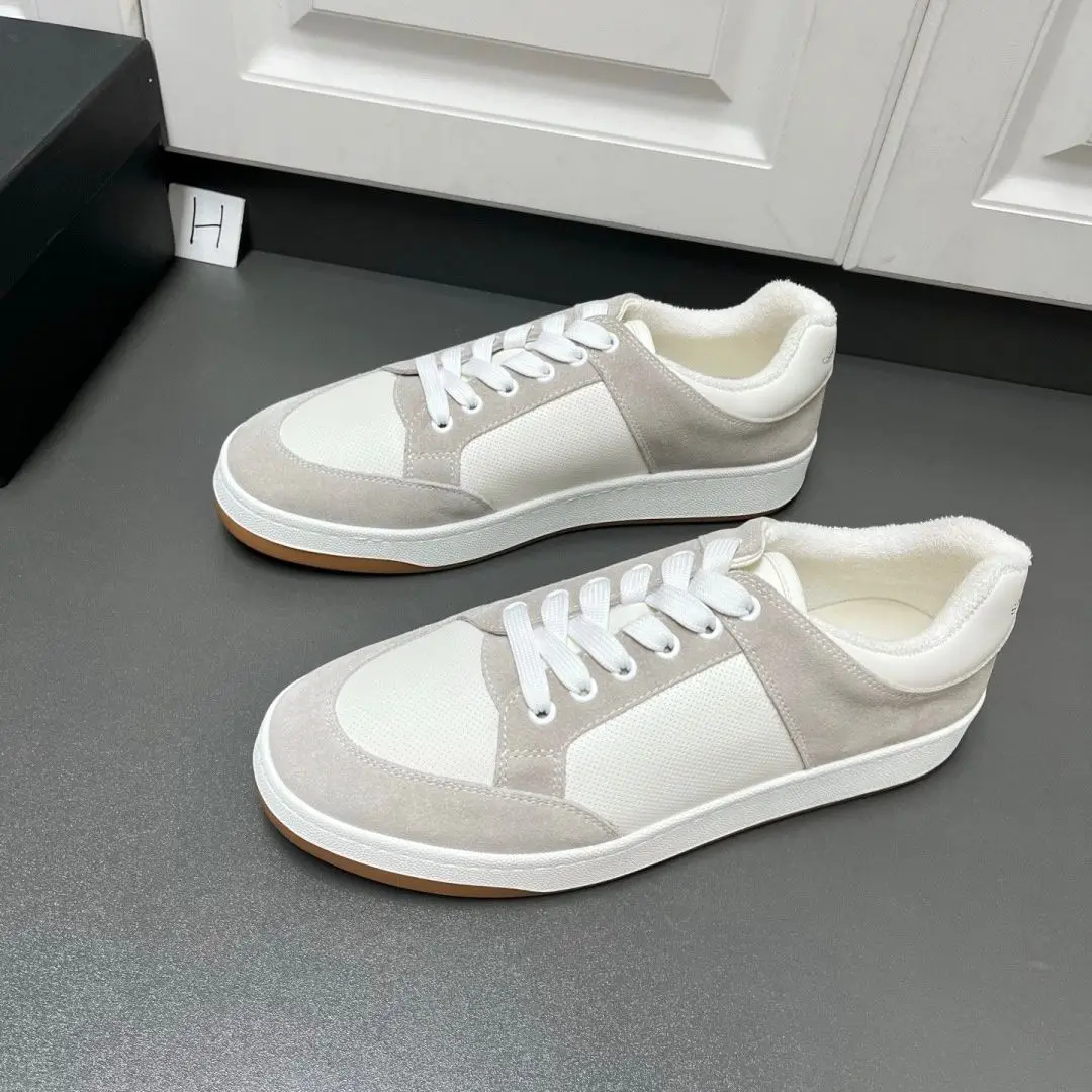 Unisex White Gray Color Block Fleece Lined Low Top Sneakers Suede Patchwork Casual Shoes Gum Flat Warm Street Skate Footwear for Men Women