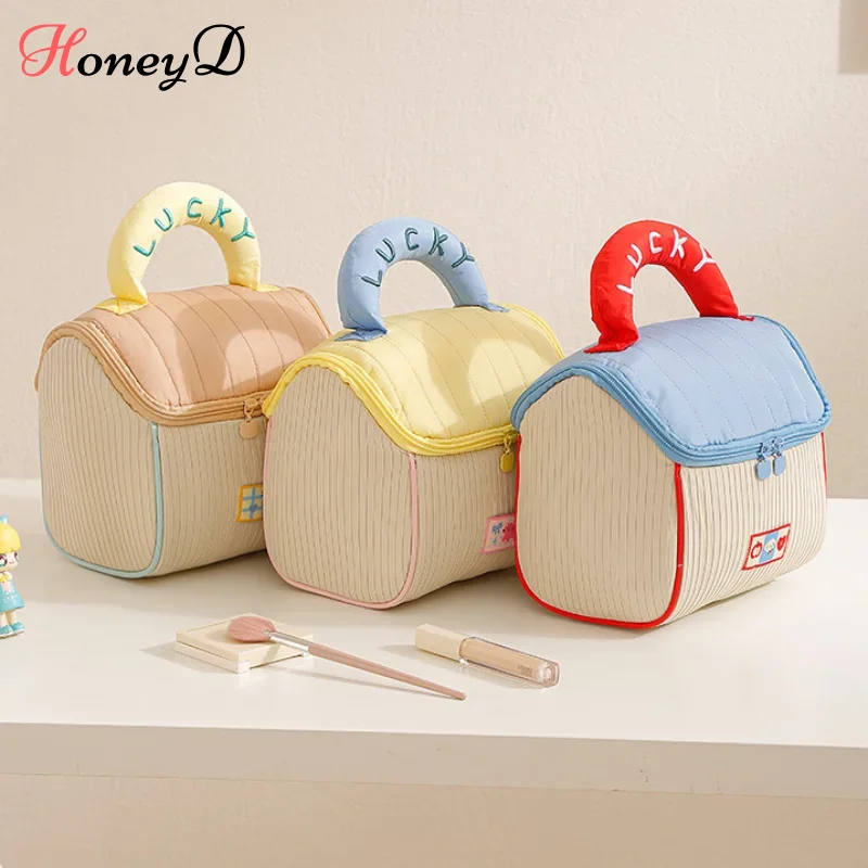 

Cartoon Pattern Cute Hut Handbag Girls Large Capacity Cosmetic Organizer Portable Handheld Travel Toiletry Bag