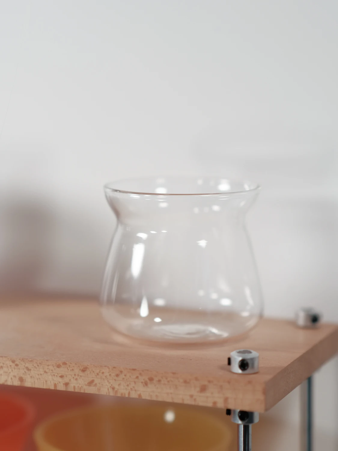 كوب قهوة زجاجي برائحة القهوة من أوريا سينساج سعة 275 مل بتصميم عصري للقهوة المصبوبة يدويًا مع غطاء للشرب المباشر منتج صيني