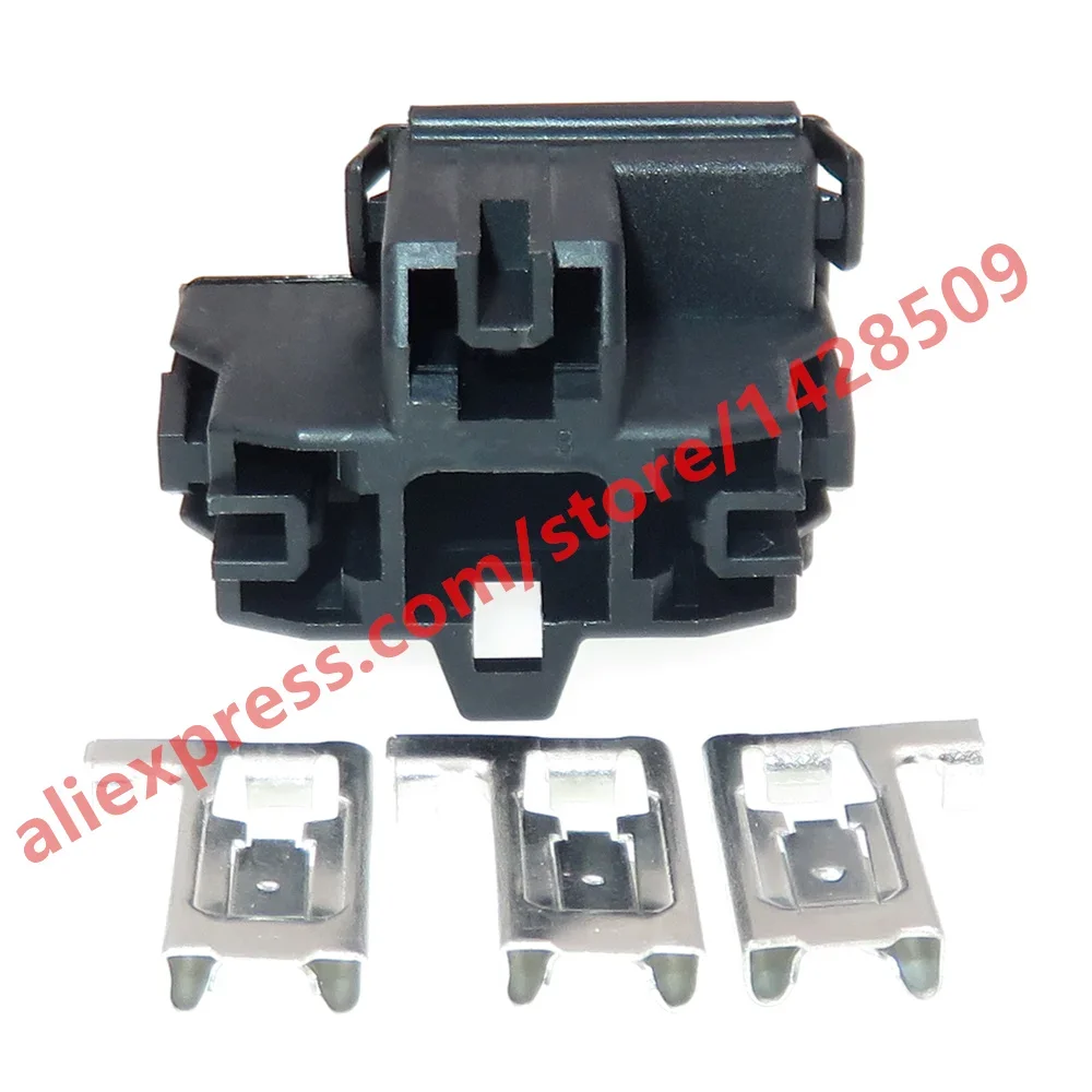 1 Pcs 3 Pin 6.3 Series Large Current Near-far Light Bulb Cable Connector Auto H4 Headlights Lamp Holder Plug