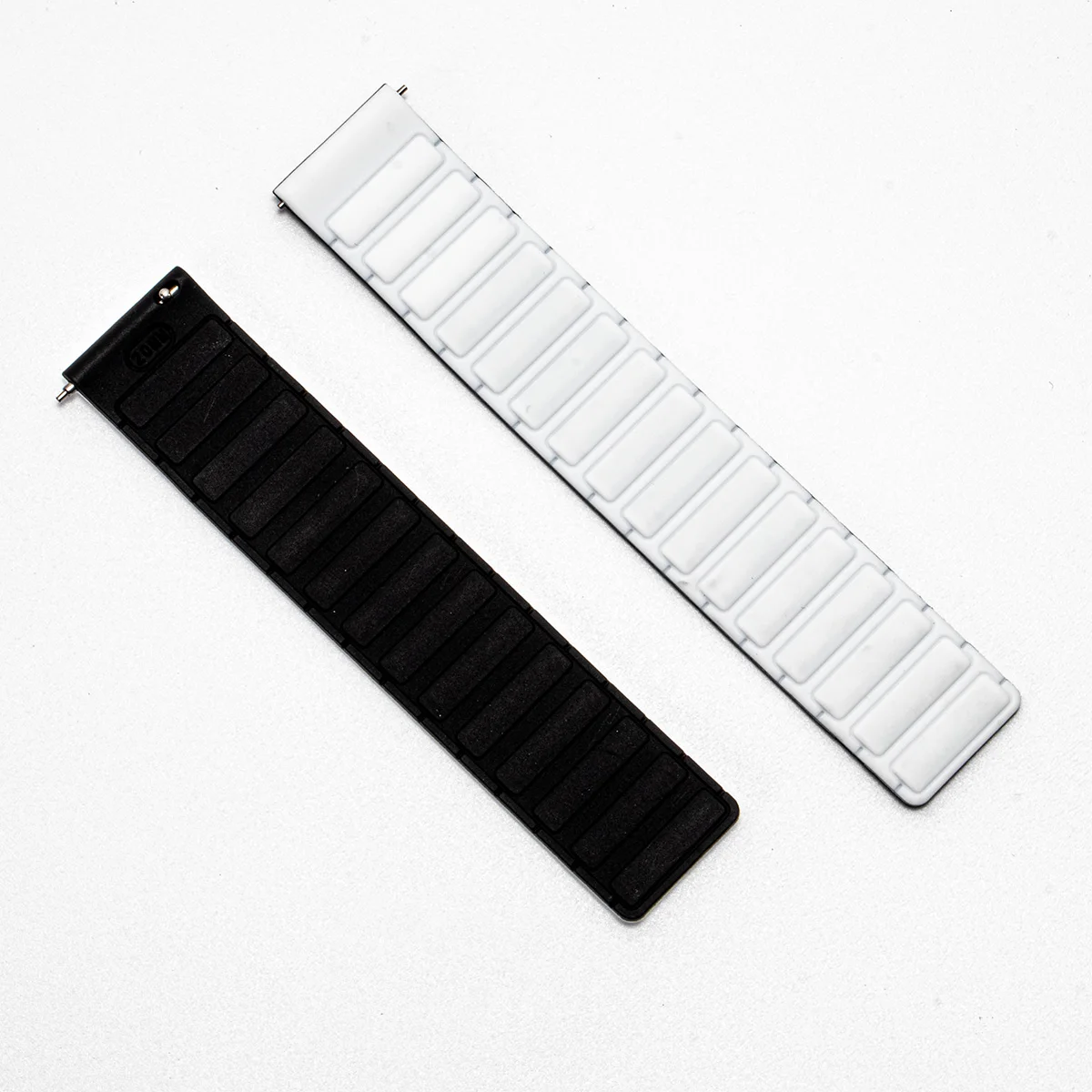 18mm 20mm 22mm Silikonarmband für Huawei Watch GT6 GT5 6Pro GT4 46mm Magnetband für Samsung Galaxy Watch 7 6 5 4 Classic 5Pro – Detail 18