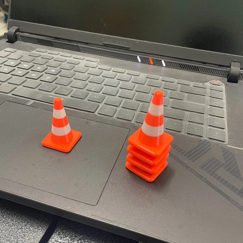 Simulation Warnung Kegel Eis Kegel Straßensperre Größe 25/25/40mm Desktop Dekorationen Modell Landschaft Rc Szene moodware DIY Teile