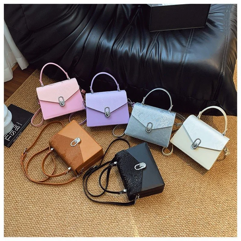 

Elegant Ladies Hand Bags Crafted From Premium Leather Featuring Paris Inspired And Trendy Daily Style​