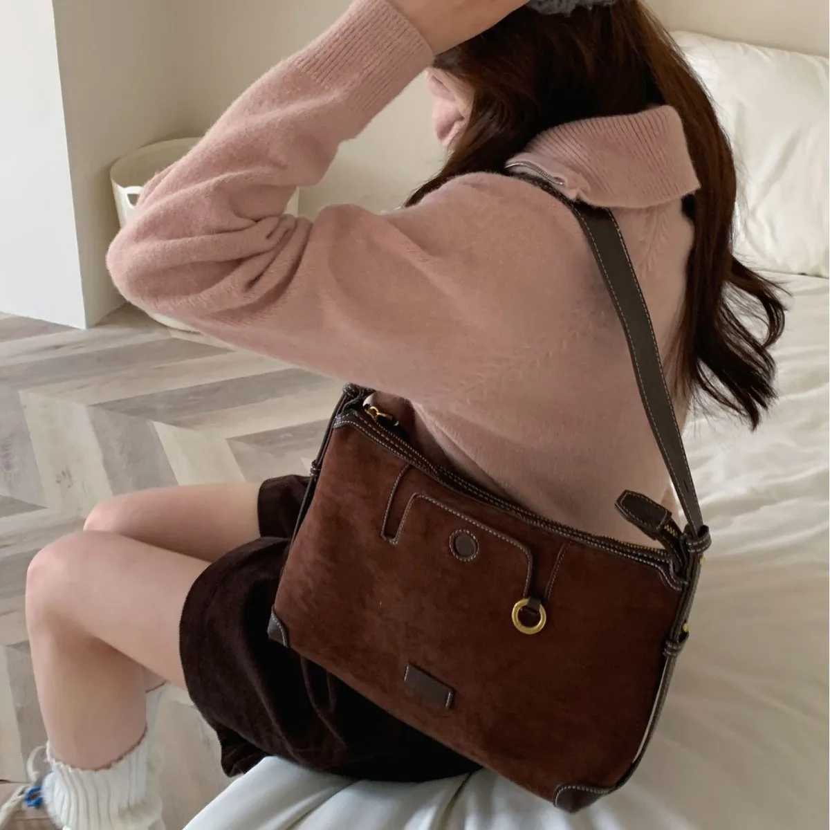 

Designer Style Hobo Bag Women's Suede Underarm Bag Commuting Underarm Dumpling Bags Shoulder Messenger Bag Versatile Clutch Bags