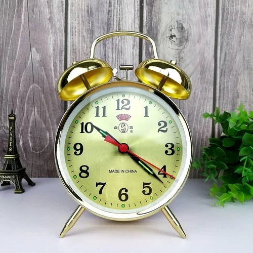 Antique Metal Mechanical Alarm Clock 10X13CM Vintage Desk Clock