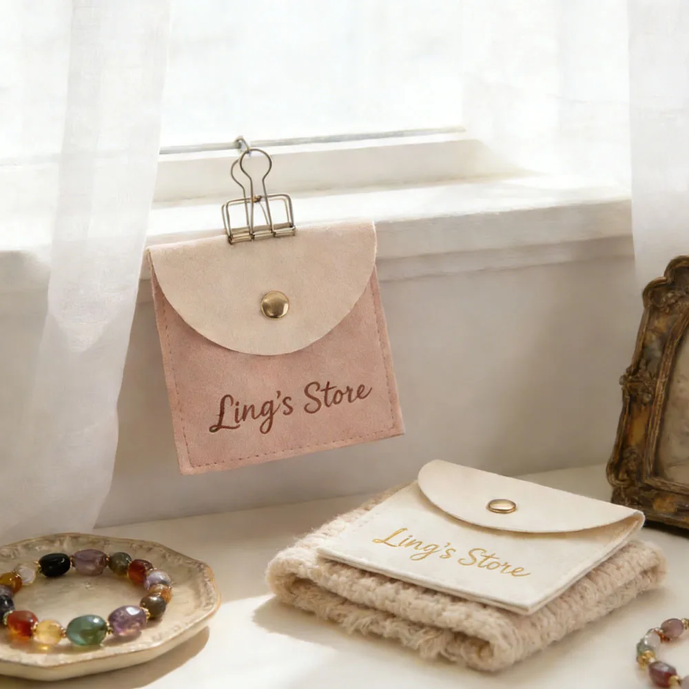 

Custom Logo Microfiber Jewelry Bag Snap Button Suede Velvet Pouch for Ring Earrings Necklace Wedding Gift Organizer Box Storage