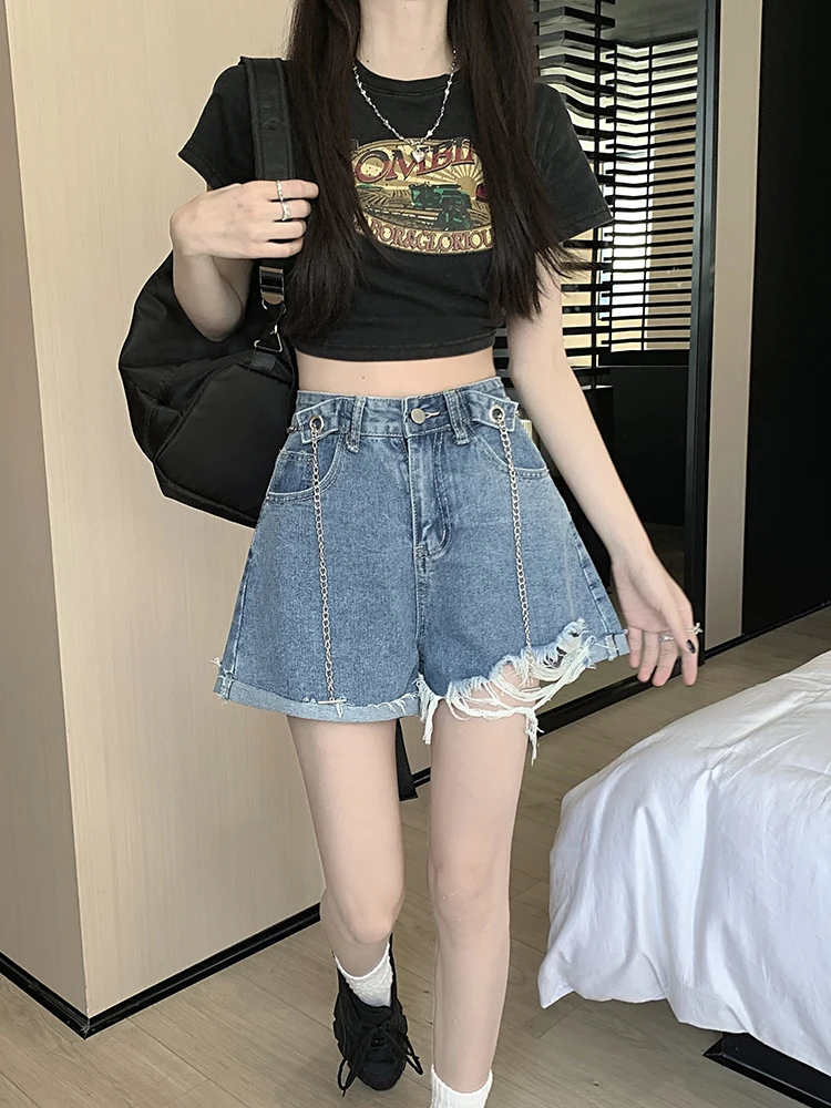 

Gradient Color Chain Designer Denim Shorts Women's High Waist Burrs Cuff Streetwear Short Jeans 2023 Summer New