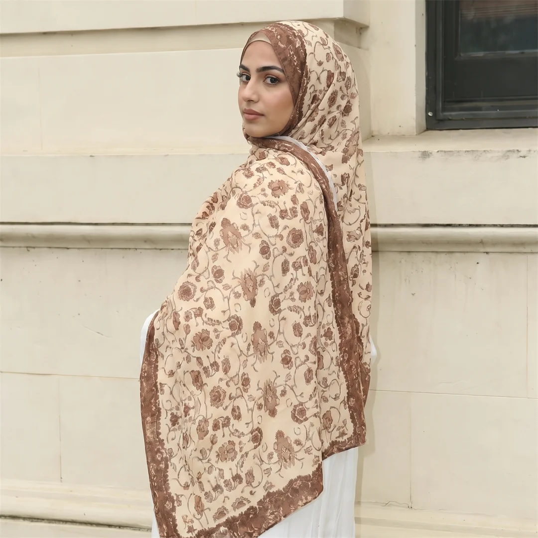 Vintage Floral Print Hijab Soft Lightweight Muslim Women Scarf Retro Islamic Head Wrap Daily Elegant Shawl Turban for Arab Lady view 5