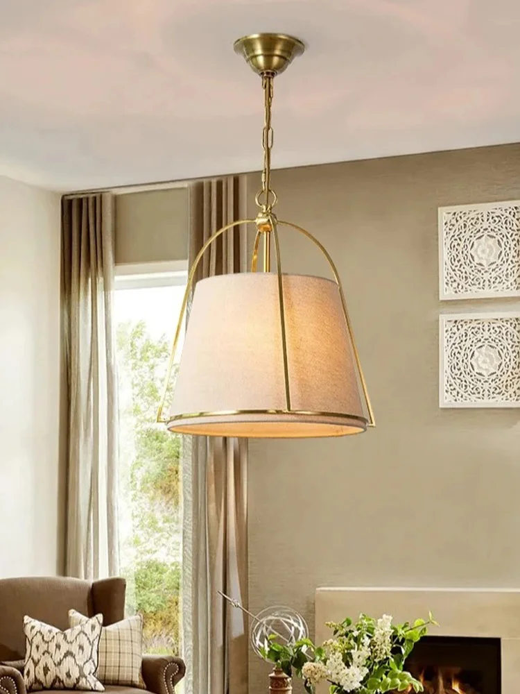 Lampa wisząca w stylu vintage, metalowa, amerykański retro żyrandol z materiałowym abażurem do salonu, restauracji, baru, nad stolik kawowy. — 2