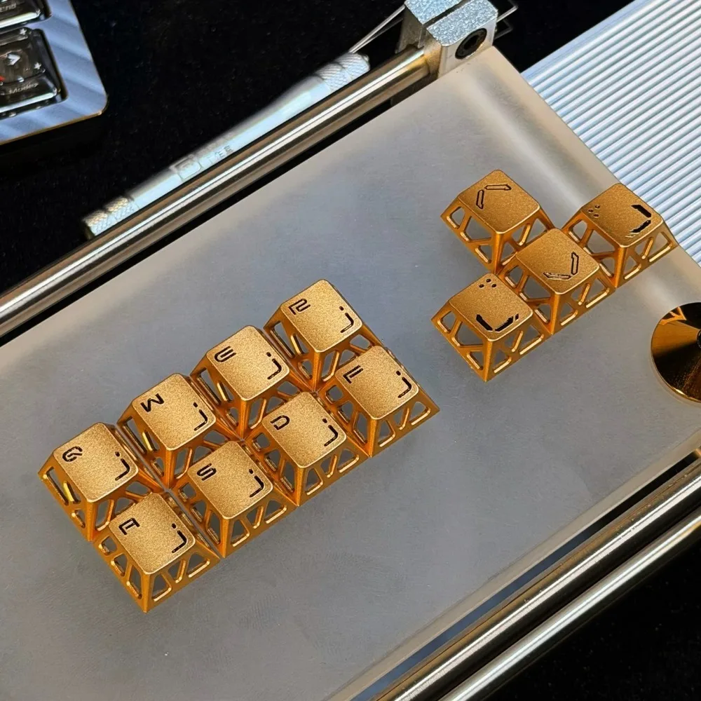 New Gold Aluminum Alloy Keycap Custom Spacebar WASD Direction Metal Keycaps CNC Hollow Silver Gery Red Mechanical Keyboard Caps