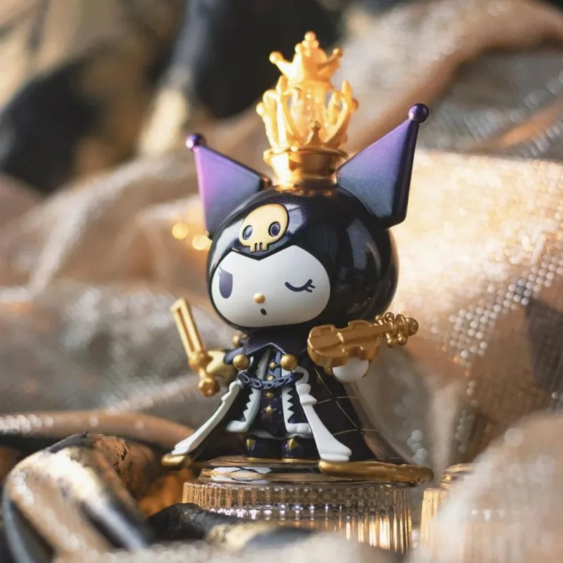 

Подлинный запас TOPTOY Sanrio Kuromi шахматная слепая коробка Kuromi модная игрушка фигурка орнамент подарок на Хэллоуин