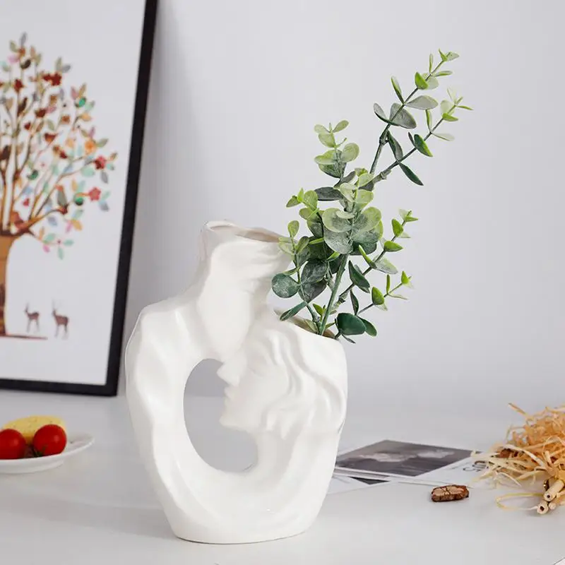 Weiße Keramikvase, Paarstatue, Keramikvase, Schreibtischdekoration, Blumenarrangements, Heimdekoration, modernes Dekor, Tischdekoration