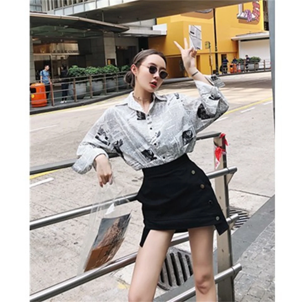 Trendy Shirt Blouse Simple Thin Newspaper Print Shirt Summer Loose Shirt Top Women Solid Color Sun Protection Shirt Streetwear