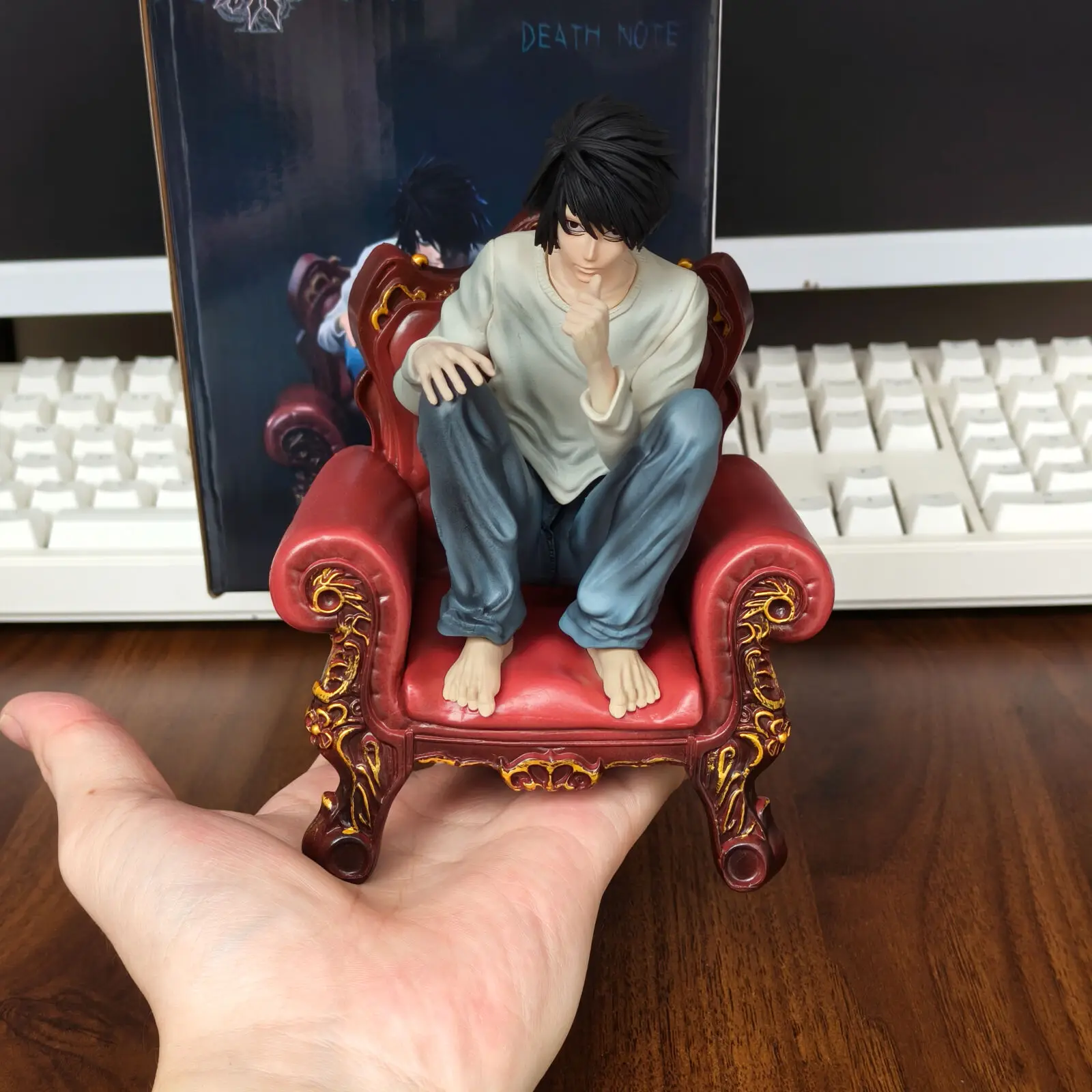 Death Note L Lawliet Sofa Throne Model Ornament Anime Figurine Boys Collectible Toys Children Birthday Gift Pvc