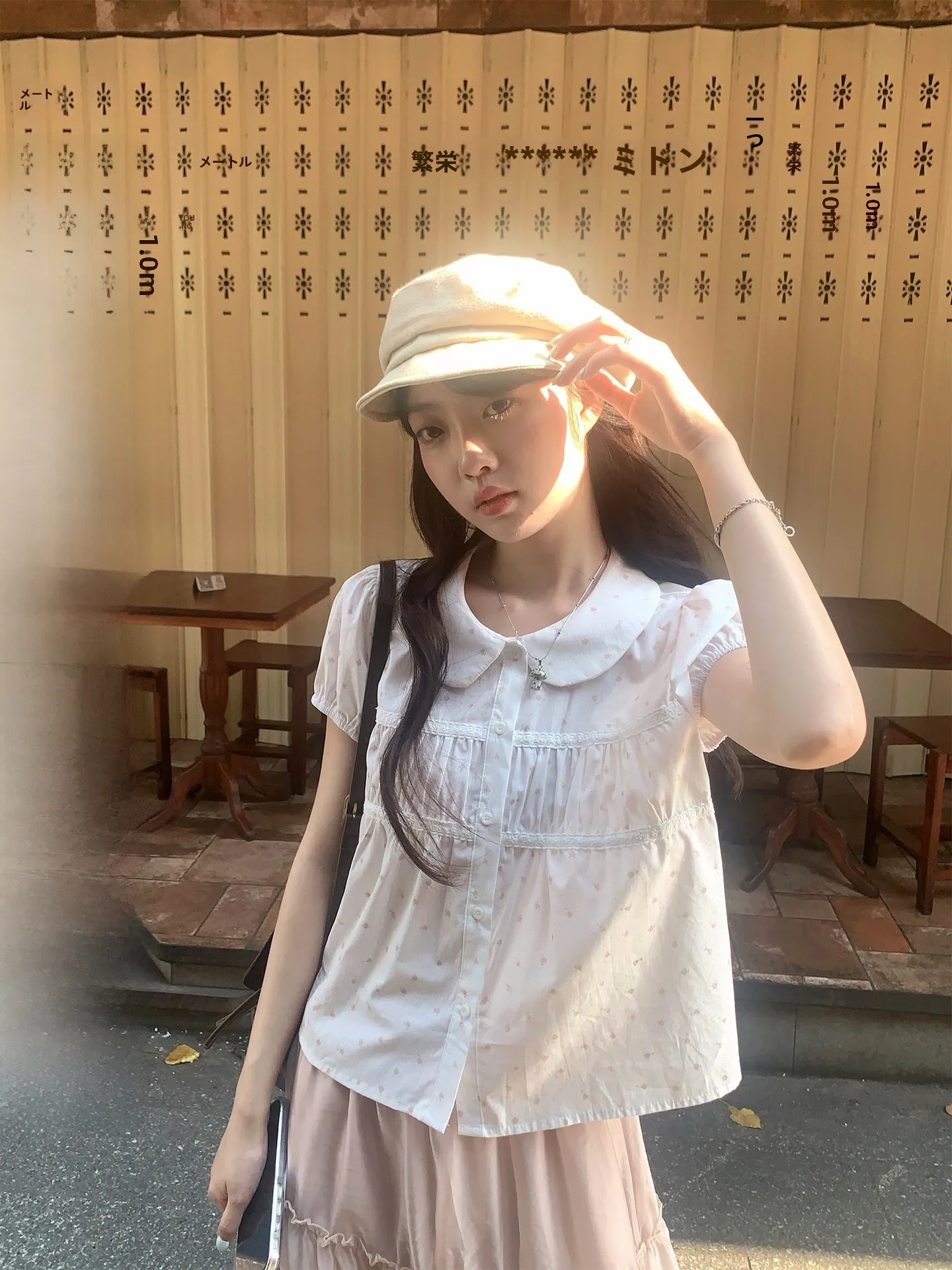 

Женская рубашка Hollyii в корейском стиле с цветочным принтом, воротником-стойкой и коротким рукавом, весна-лето, новинка, дышащая, приятная для кожи