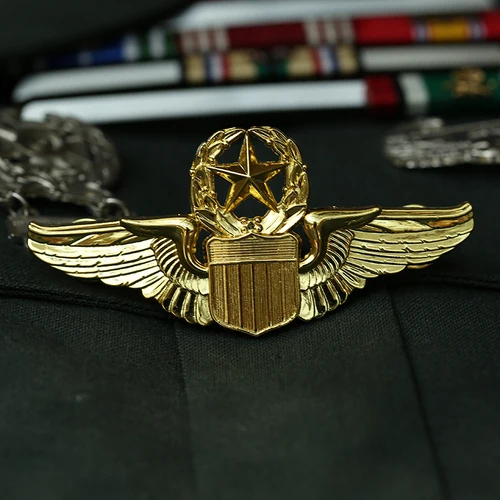 米軍の軍事コマンドマスターアビエイターmetal wings badge wwii