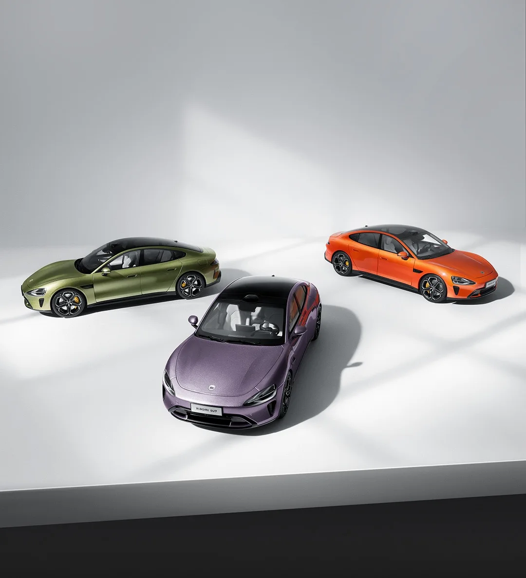 New Original Xiaomi SU7 1:18 Alloy Car Model High-end Full Door Alloy Car Model Fourdoors Two Covers Fully Open Soft Rubber Seat
