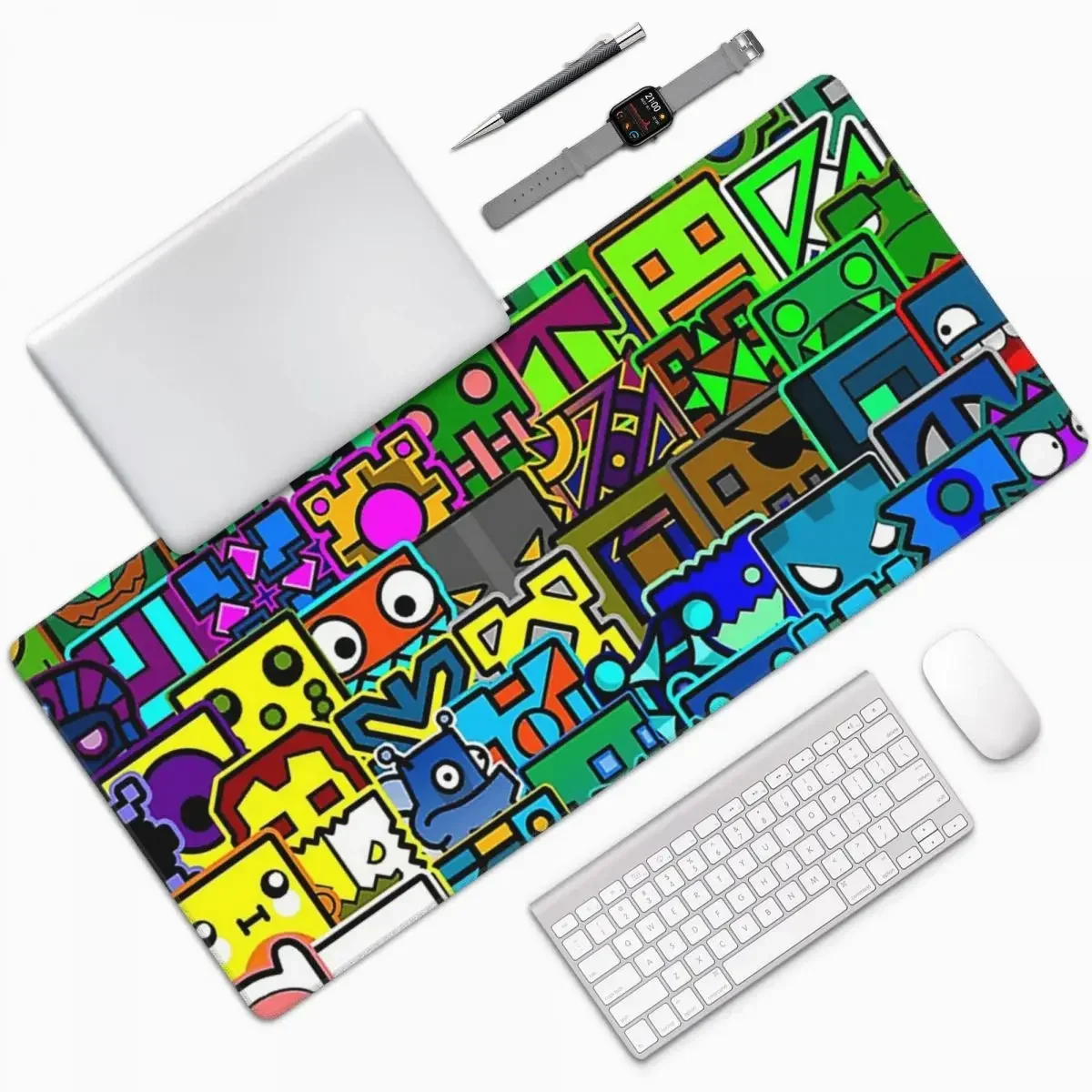 Видеоигра Geometry Dash Большой коврик для мыши Компьютерная клавиатура Коврик для мыши Игровой ПК Ноутбук Настольный коврик Офисные аксессуары Настольные коврики