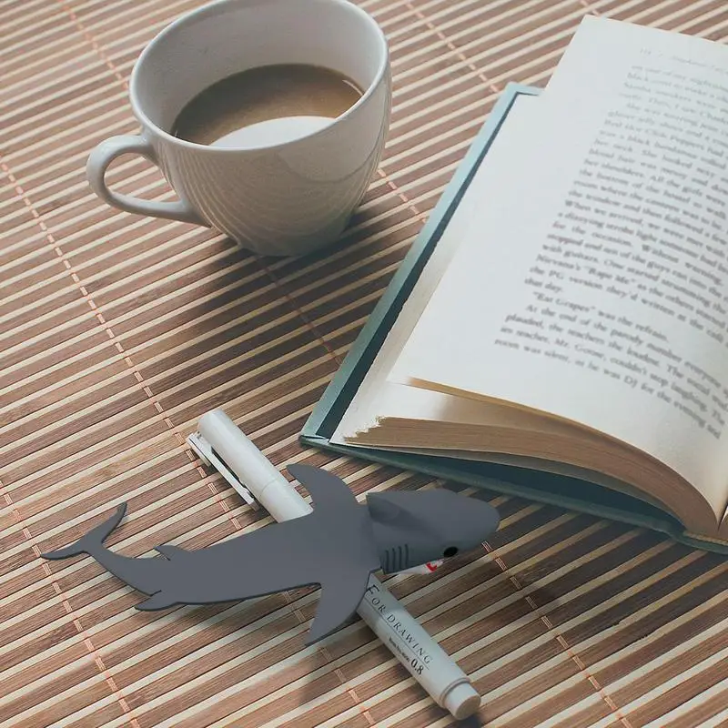 1PC 3D Stereo Bookmark Creative PVC Cartoon Marker Book Clip Shark Crocodile Bookmark Of Pages Kids Gifts School Stationery