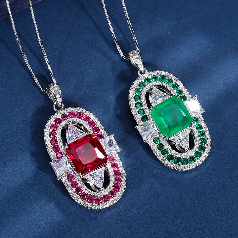 

2025 New Luxury Paper Clip Pin Artificial Emerald Pendant Necklaces Women's Silver Color Green Zircon Necklace Birthday Gifts