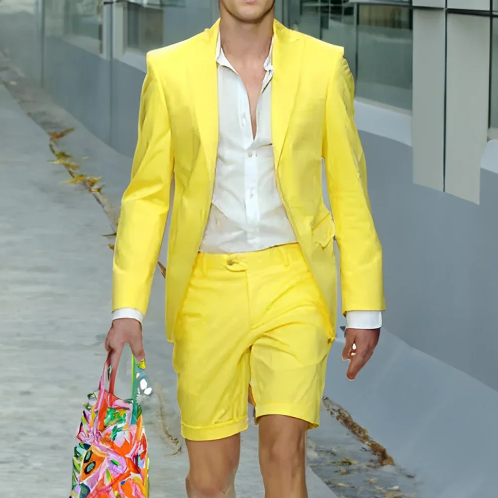 

Модный желтый костюм для мужчин, летняя куртка, шорты, костюм, комплект из 2 предметов, свадебный смокинг жениха, формальный блейзер по индивидуальному заказу