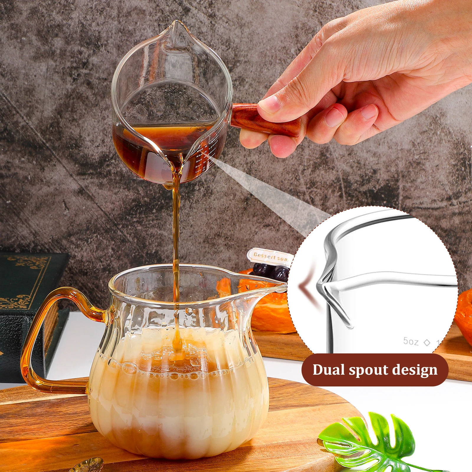 

2Pcs Wood Handle Glass Measuring Cups Dual Spout Espresso Cups Precise Graduations Coffee Creamer Syrup Pitchers