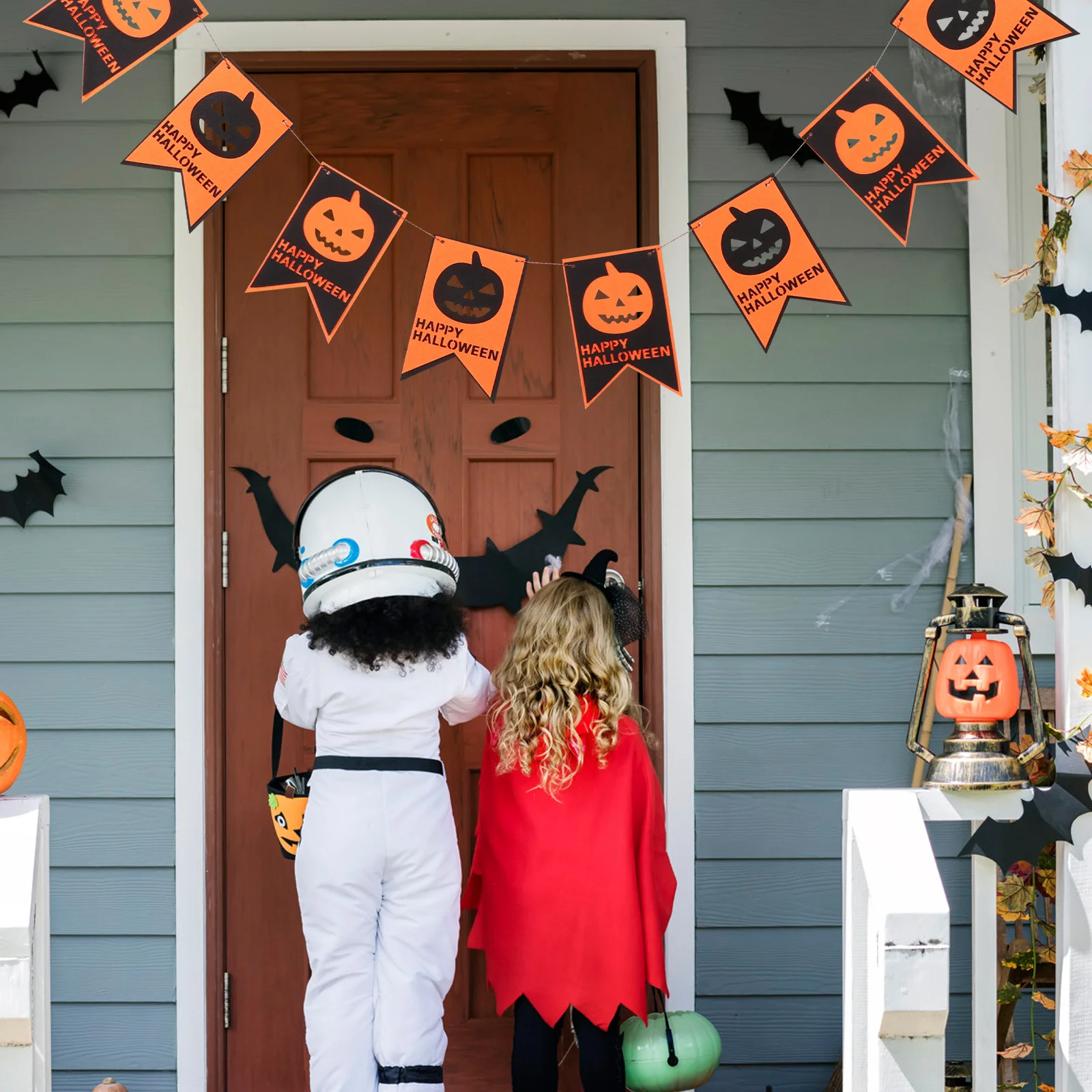 

2Pcs Halloween Banner Nonwoven Pumpkin Bunting Festive Orange Black Hanging Decor for Indoor Outdoor Party Wall Display