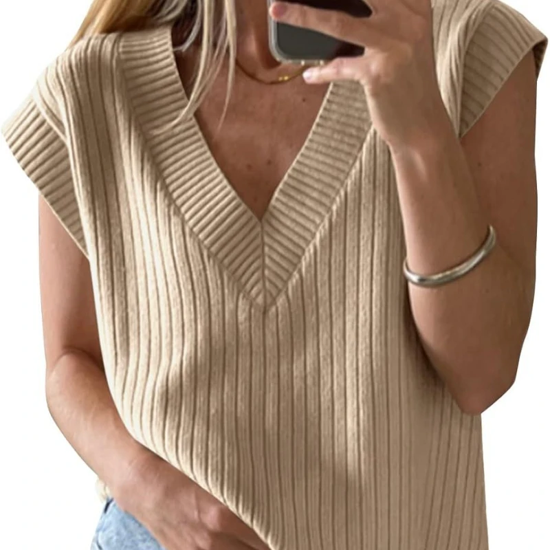 

Solid Color V-neck Short-sleeved Sweater Top 2025 Spring and Autumn Simple Loose Women's Sweater