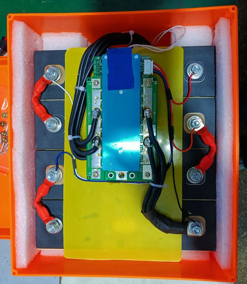 Imagem -03 - Bms Lifepo4 Bateria de Lítio Proteção Board Balance 200a 260a 300a 12.8v Motocicleta Carro Iniciar rv Inversor 130a390a 4s 12v