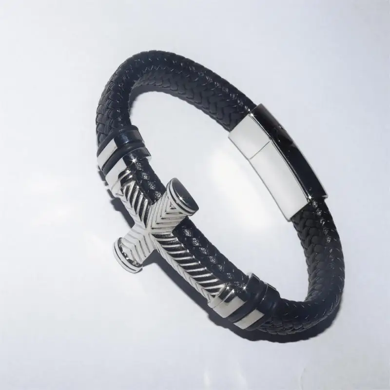 Classic Cross Leather Bracelet for Men Metal Magnetic Clasp Armband Man Bracelet with Cross