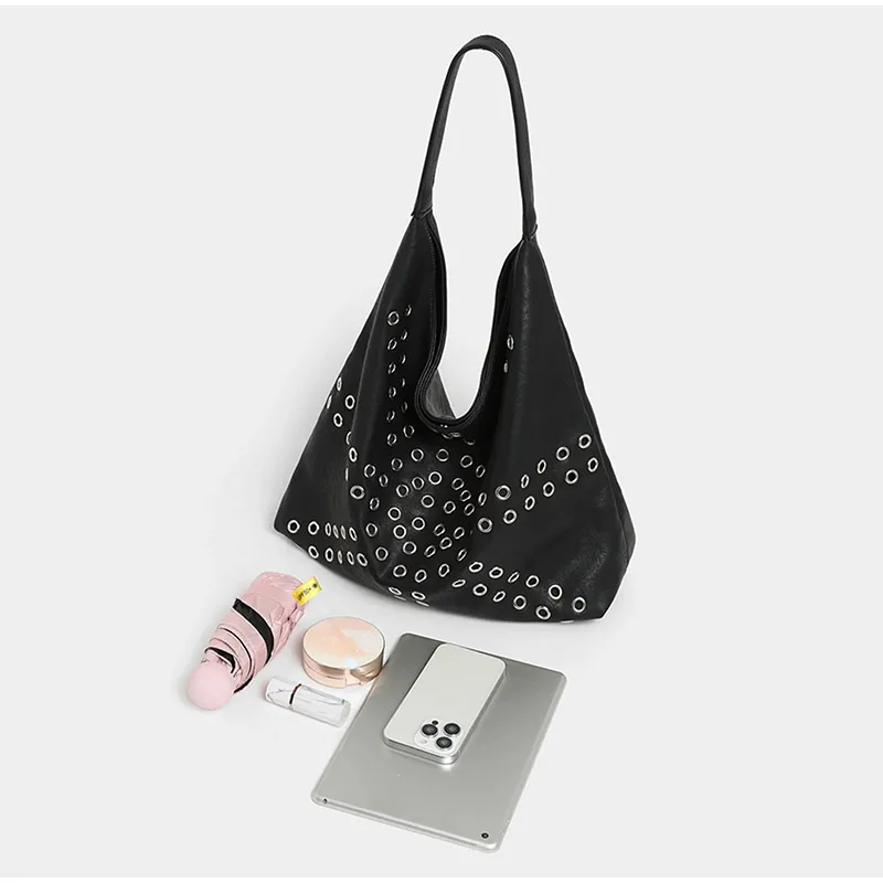 Hohle Metall-Nieten-Unterarm-Schultertasche, Punk-Edgy-Korn-Nieten-Damenhandtasche, Weiche PU-Vintage-Motorrad-Stil-Alltagstasche – Detail 5