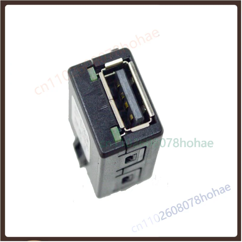 USB PORT SOCKET UNIT 5Q0035726 5Q0 035 726 For A4 B9 2015 - 2023