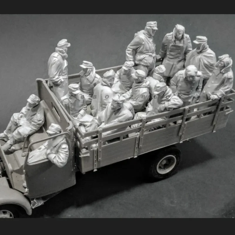 1/35 Resin Soldier model kits figure colorless and self-assembled ( 16 soldiers)A-1744