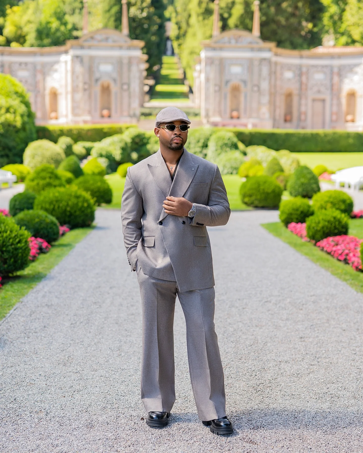 Abiti da sposa britannici per il tempo libero per lo sposo Smoking doppiopetto con risvolto con visiera 2 pezzi Giacca Pantaloni Festa serale Personalizzato