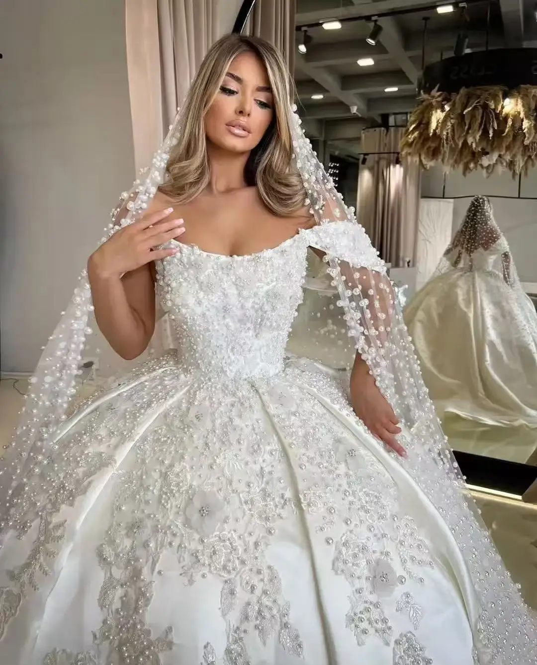 ONELIFE Aangepaste prachtige kralen parels baljurk trouwjurken off-shoulder satijnen pailletten applicaties formele bruidsjurken