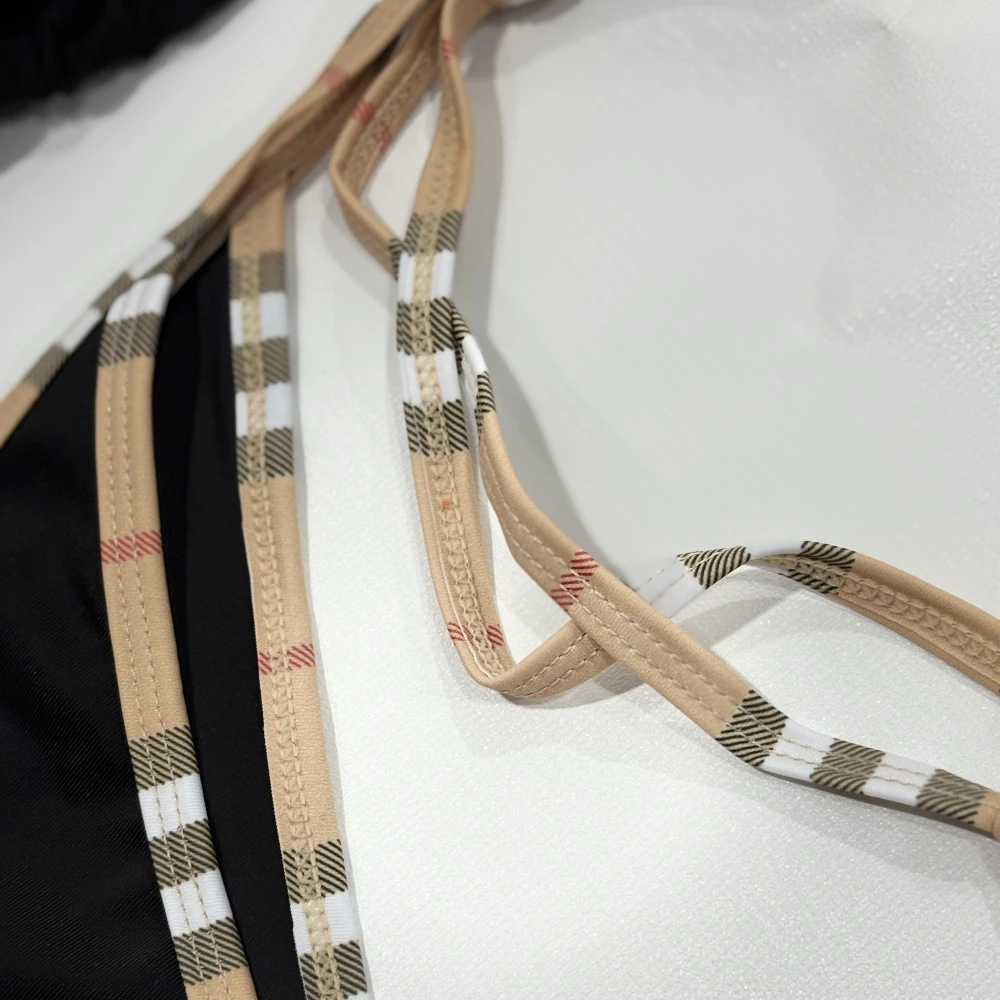 แบรนด์หรูออกแบบลาย Halter บิกินี่ผู้หญิงชุดว่ายน้ําชุดว่ายน้ําหญิงชุดบิกินี่สองชิ้นชุดว่ายน้ําเซ็กซี่ชุดว่ายน้ํา Beach Wear